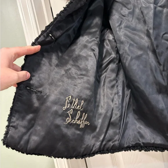 Vintage Black Persian Lamb Fur Coat with Brown Mink Collar – Personalized Lining - Picture 2 of 4